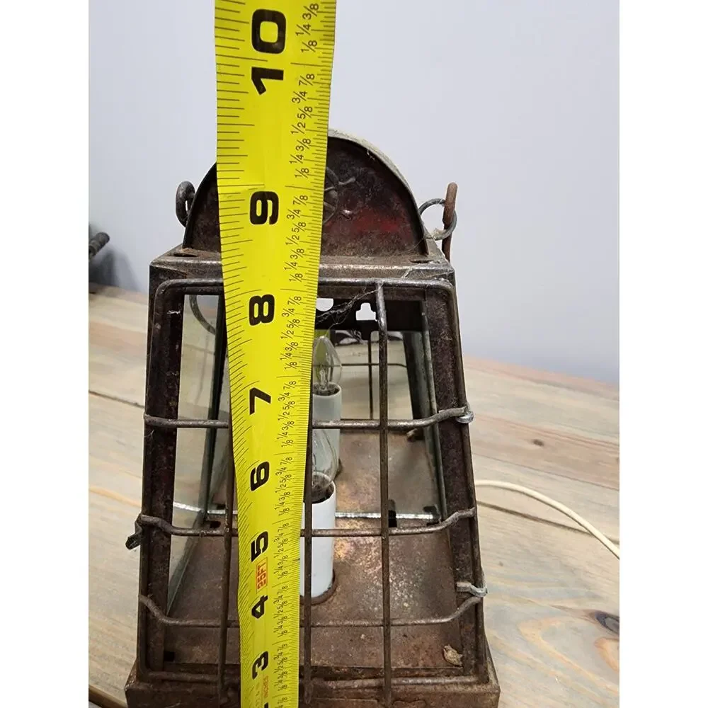 VTG Underwriters Laboratories Portable Glass Lantern Lamp 9.5